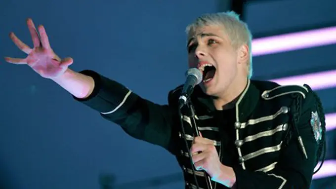 Gerard Way Ungkap Dosa Masa Lalu yang Pernah Menghantuinya