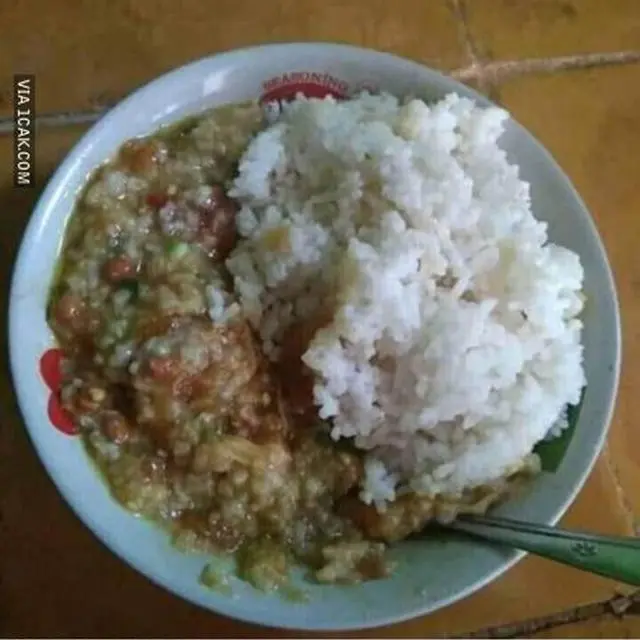 6 Potret Nasi Jadi Pengganti Lauk Pendamping Ini Bikin Geleng Kepala