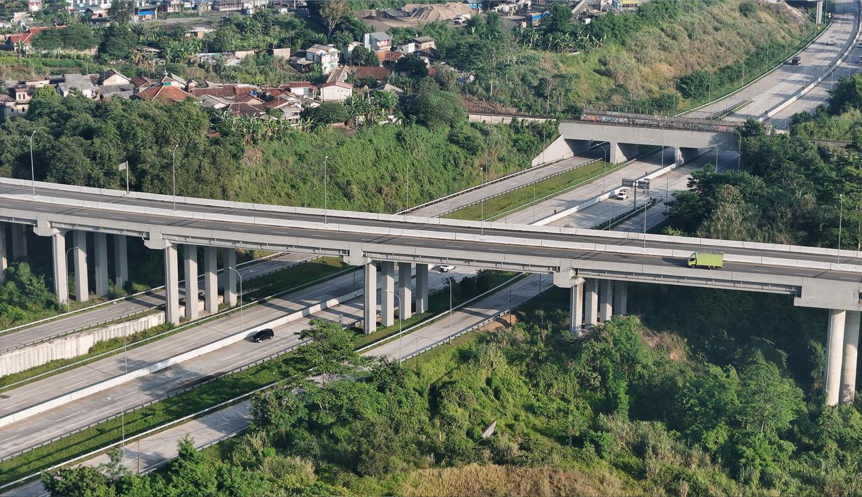 Pengembangan Jalan Tol Bocimi direncanakan akan dilanjutkan hingga Kabupaten Cianjur dan Padalarang Kabupaten Bandung Barat. (merdeka.com/Arie Basuki)