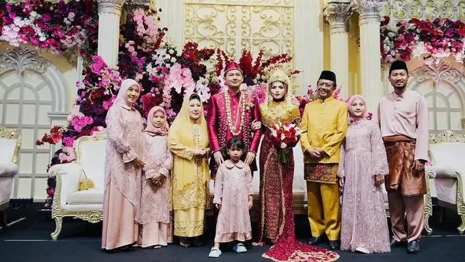 Potret Pernikahan Anak ke-3 Mahfud MD Usung Konsep Tradisional