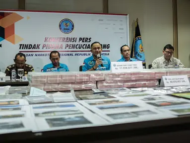 Kepala BNN Heru Winarko memberikan keterangan saat rilis hasil pengungkapan Kasus Tindak Pidana Pencucian Uang (TPPU) di Gedung BNN, Jakarta, Kamis (25/7/2019). Dalam pengungkapannya BNN menyita  41 Bidang Tanah Rp 34.784.380.000. (Liputan6.com/Faizal Fanani)