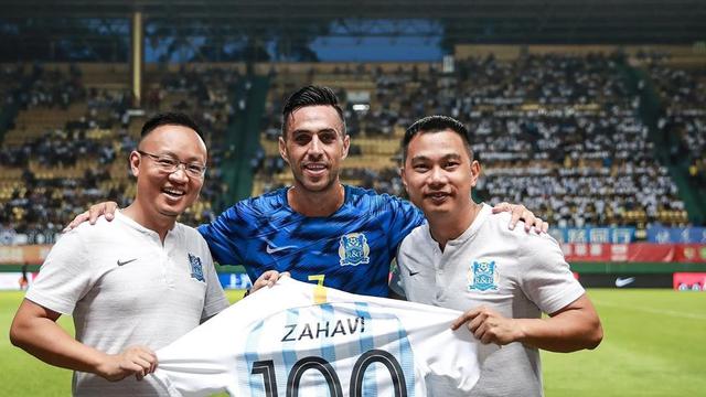 Eran Zahavi, bomber Guangzhou R&F di Liga China.