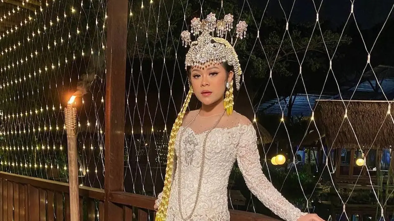 6 Gaya Meli LIDA dalam Busana Pengantin Ini Curi Perhatian