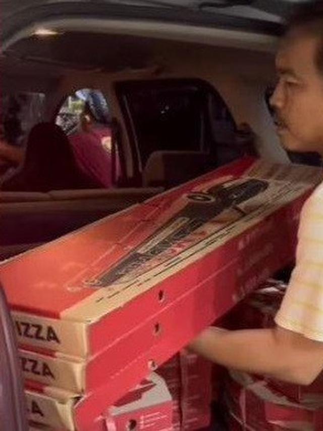 Nikita Mirzani Traktir Pizza 700 Orang di Penjara