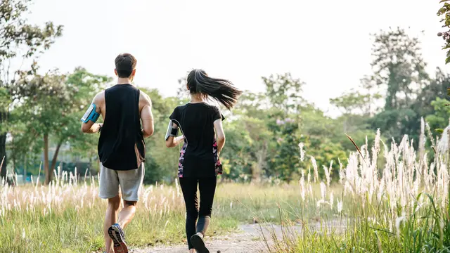 Ilustrasi berjalan kaki