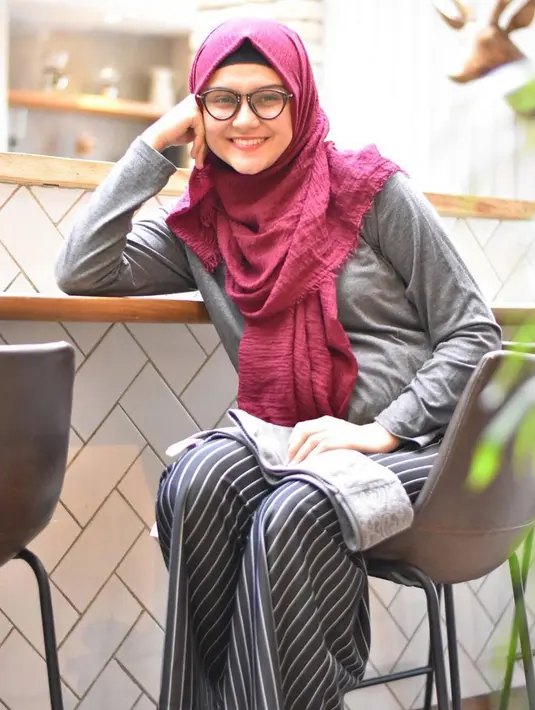 (Instagram/zeezeeshahab)