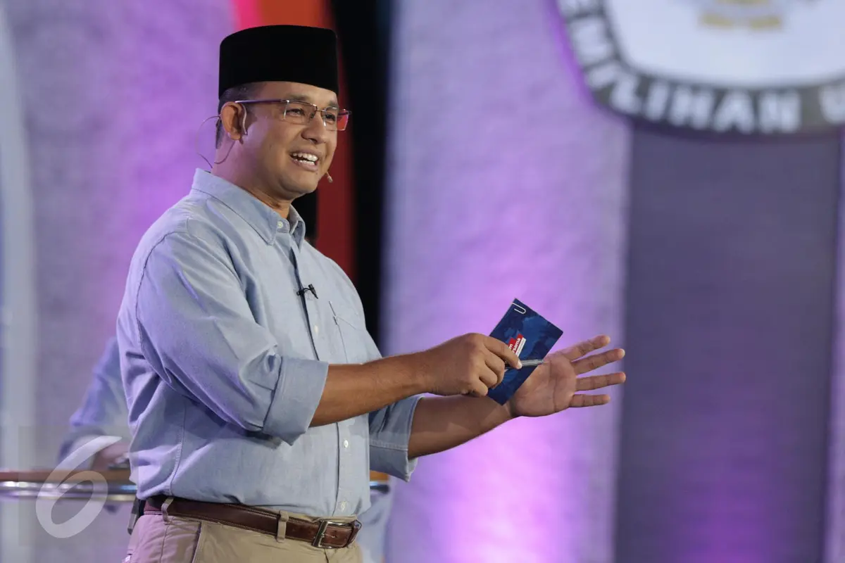 Debat Sengit Ahok dan Anies Baswedan
