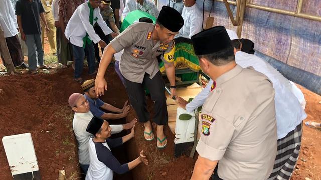 Kapolres dan Wakapolres Metro Tangerang, Kombes Harry Kurniawan dan AKBP Harley H. Silalahi