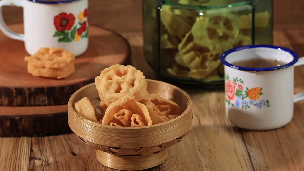 resep kembang goyang renyah