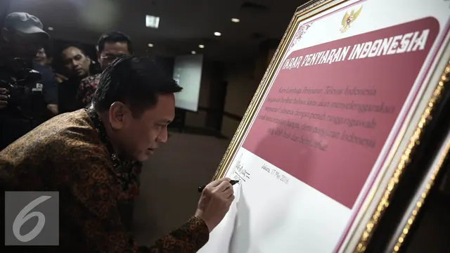20160517- Janji Stasiun TV di Papan Ikrar-Jakarta- Faizal Fanani