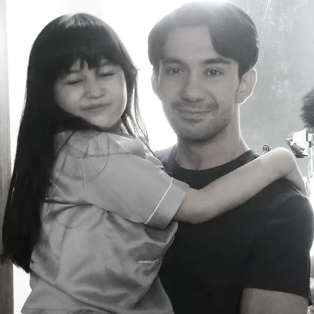 Main di Layangan Putus, Ini 6 Potret Manis Reza Rahadian dan Graciella Abigail