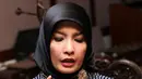 Sebagai sesama muslim, ada rasa sedih yang dirasakan Arzeti. Meski demikian tak banyak yang dapat dilakukan oleh perempuan yang lahir pada 4 September 1976 itu. (Andy Masela/Bintang.com)