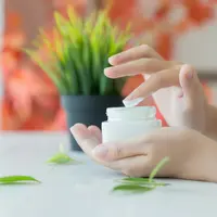 Ilustrasi Moisturizer Credit: unsplash.com/Mire