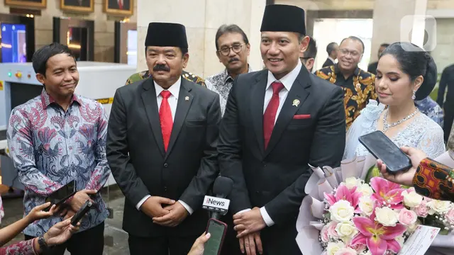 Wajah Semringah AHY saat Diperkenalkan ke Jajaran Kementerian ATR/BPN
