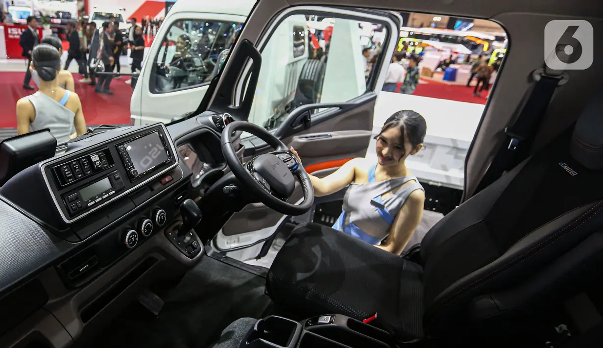 Truk ini memiliki panjang wheelbase 3,4 meter dan torsi yang besar serta cocok untuk mengangkut muatan dengan volume maksimal. (Liputan6.com/Angga Yuniar)