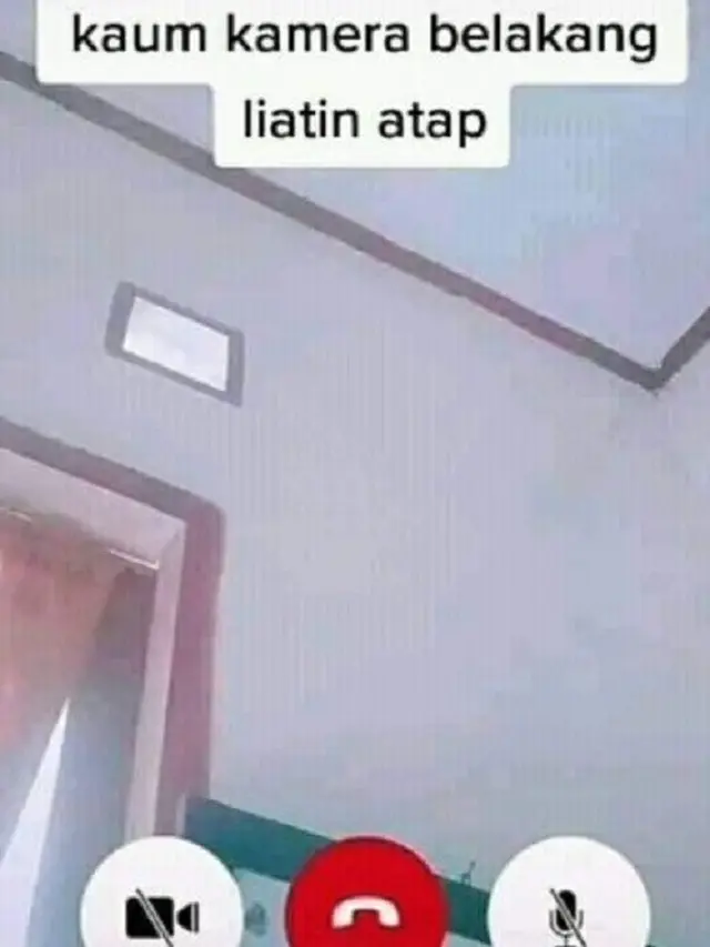 6 Tipe Cewek Pas Video Call ala Netizen Ini Benar Adanya