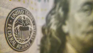 The Fed Pangkas Suku Bunga Berpotensi Kerek Harga Emas