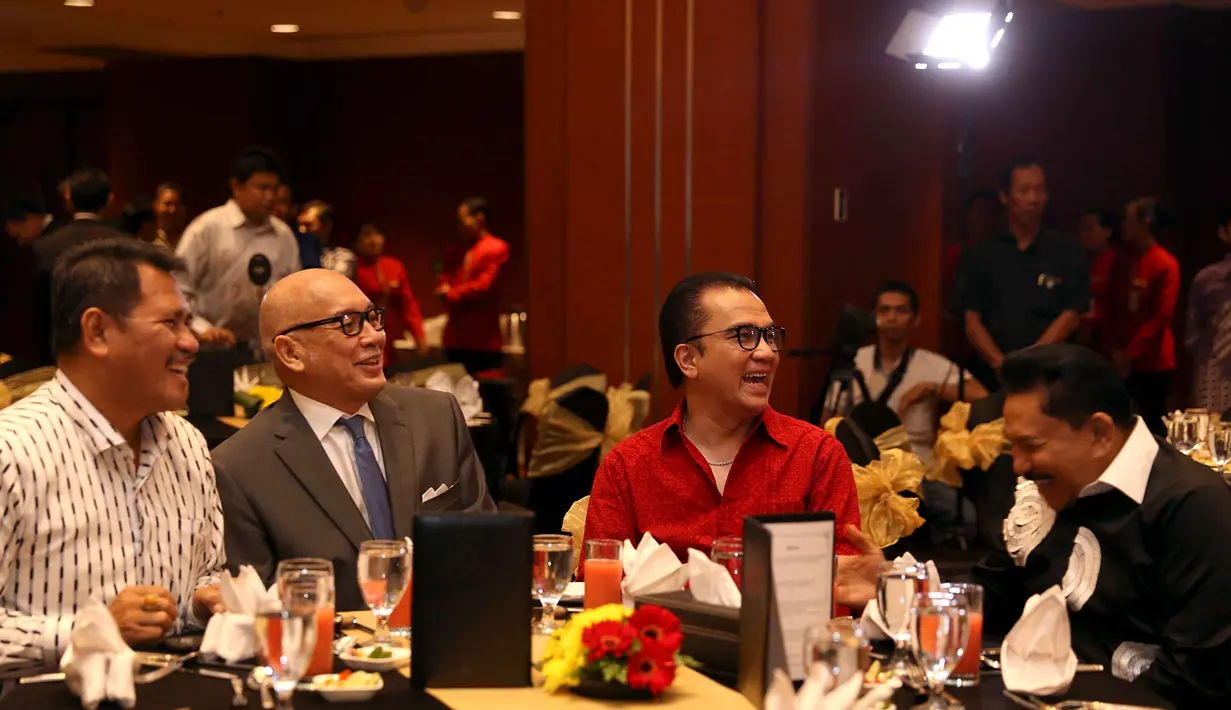 Ketua baru PAPPRI, Hendropriyono yang akan meneruskan perjuangan Tantowi dan kawan-kawan dibidang musik. Mantan Kepala Badan Intelejen Negara (BIN) itu berharap bisa membawa PAPPRI mencapai prestasi internasional. (Nurwahyunan/Bintang.com)