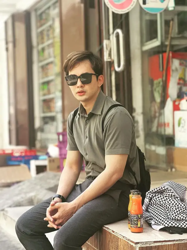 Alami Kecelakaan di Mekkah, Ini 7 Potret Kiki Farrel Jelang Kepulangan Usai Berhaji
