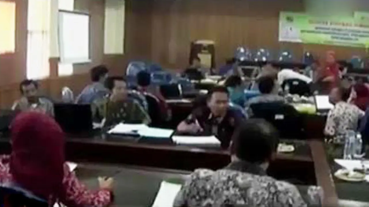 Gaji PNS Telat
