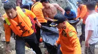 Air terjun Wedas Malang di Semarang telan korban jiwa. (Liputan6.com/Edhie Prayitno Ige)