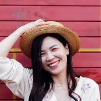 ilustrasi perempuan bahagia/alinabuphoto/Shutterstock