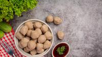 Ilustrasi bakso/copyright freepik.com/Jcomp