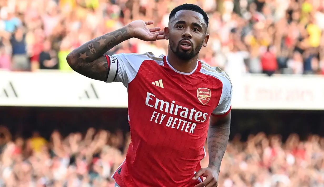 Selebrasi pemain Arsenal, Gabriel Jesus, setelah mencetak gol ke gawang MU dalam pertandingan pekan keempat Liga Inggris 2023/2024 yang berlangsung di Emirates Stadium, London, Senin (4/9/2023) dini hari WIB. (AFP/Glyn Kirk)