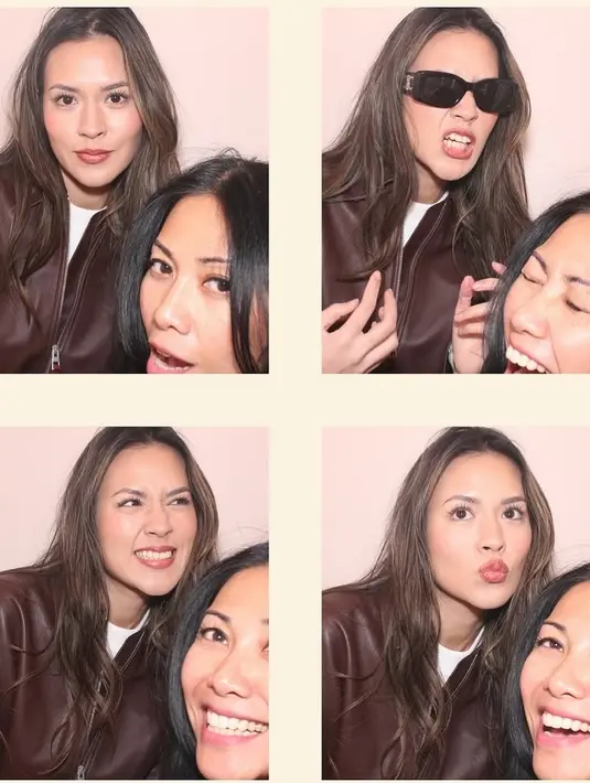 Kecantikan Raisa dan Anggun C Sasmi makin terlihat jelas saat mengabadikan momen photobox [@anggun_cipta]
