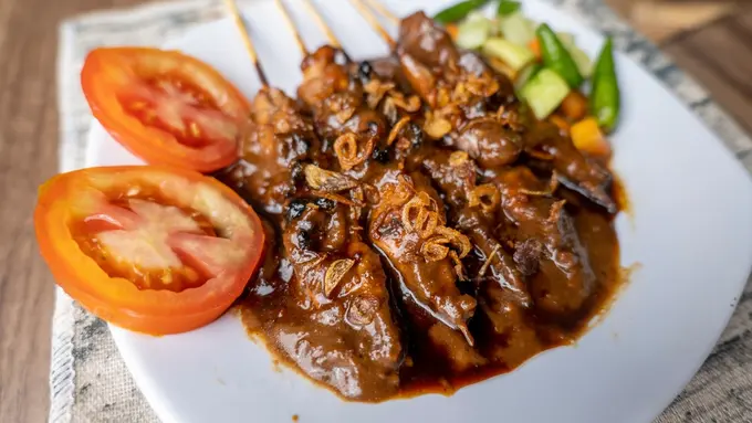 sate madura