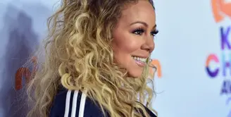 Mariah Carey, sebagai seorang publik figur tentunya sangat memperhatikan yang namanya penampilan. Terlebih urusan berat badan yang melekat pada tubuhnya yang kini kabarnya semakin bertambah. (AFP/Bintang.com)