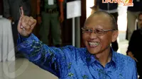 TPS 006 Nagrak Gunung Putri Bogor (9/4/14) menjadi saksi untuk kali pertama mantan KSAD Jenderal Purn Pramono Edhie Wibowo menggunakan hak politiknya dalam Pemilu 2014 (Liputan6.com/Helmi Fithriansyah)