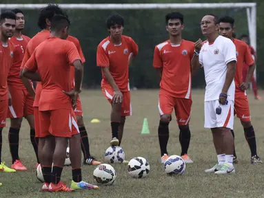 Bambang Nurdiansyah dikontrak untuk menangani Macan Kemayoran selama berlaga di Piala Jenderal Sudirman 2015 mendatang. (Bola.com/Vitalis Yogi Trisna)