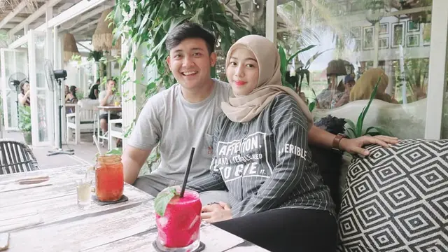 Jarang Tersorot, Ini 6 Potret Terbaru Dena Eks JKT 48 yang Sudah Menikah dan Punya Anak