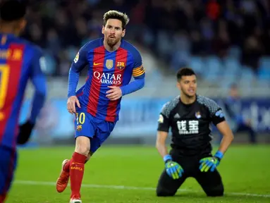 Barcelona harus puas bermain imbang 1-1 kontra Real Sociedad pada pekan ke-13 La Liga Spanyol di Estadio Municipal de Anoeta, Minggu (27/11/2016). Hasil ini membuat Barca belum mampu menyudahi tren buruk di kandang Sociedad. (Reuters/Vincent West)