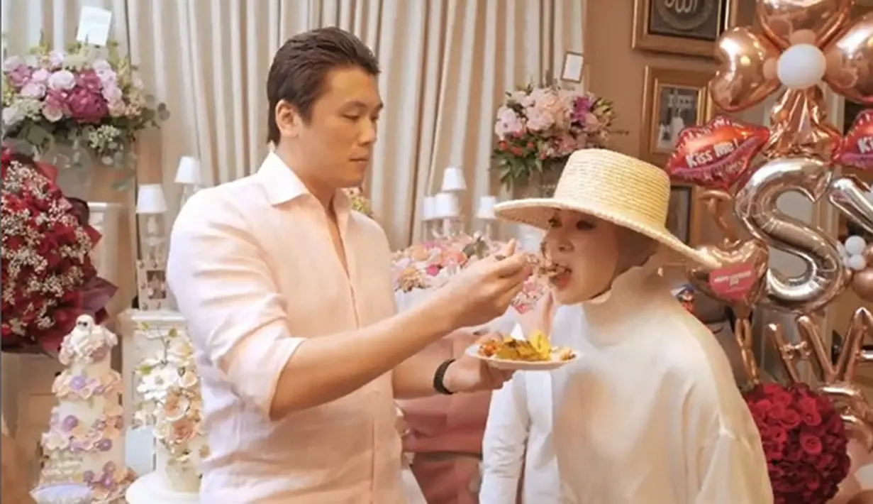 Syahrini Ultah ke-39 (Instagram/princessyahrini)