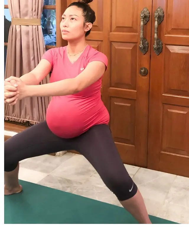 Biasa Glamour, Ini 7 Potret Ayu Dewi Tanpa Makeup yang jadi Sorotan