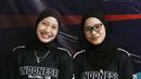 Pemain Timnas Voli Putri Indonesia, Tisya Amallya Putri (kanan) bersama rekan satu timnya pada upacara pelepasan untuk kejuaraan AVC Women's Volleyball Cup yang dilakukan di Padepokan Voli Jenderal Polisi Kunarto, Sentul, Selasa (2/6/2026).