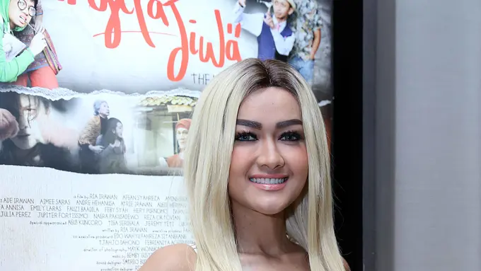 [Bintang] Julia Perez