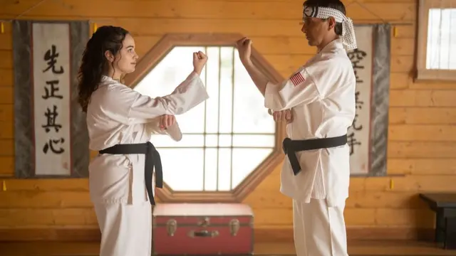 Netflix umumkan tanggal rilis Cobra Kai season 6 part 3. (credit:instagram.com/cobrakaiseries)