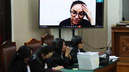Saat sidang darling digelar, Nikita Mirzani mengaku sedang tidak fit. (Kapanlagi.com/Budy Santoso)
