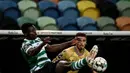 Paris Saint-Germain melakukan tukar guling dengan meminjam pemain muda berumur 19 tahun, Nuno Mendes dari Sporting CP. Nuno Mendes dipinjam oleh PSG dengan biaya 7 juta euro dan dengan opsi pembelian sebesar 40 juta euro. (Foto: AFP/Patricia de Melo Moreira)