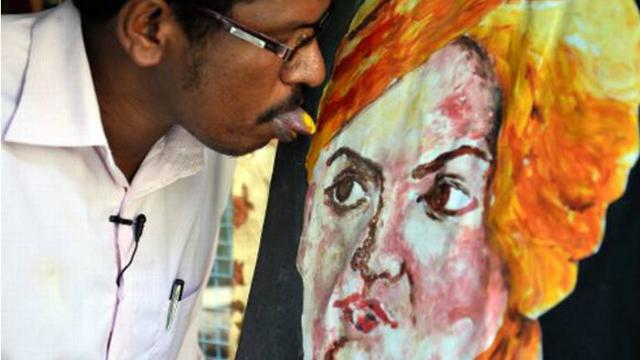 Melukis dengan Lidah, Karya-Karya Pria Ini Memukau