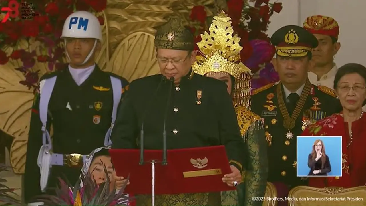 Ketua MPR Bambang Soesatyo didapuk menjadi pembaca naskah teks proklamasi kemerdekaan RI dalam upacara HUT ke-78 RI di Istana Merdeka, Kamis (17/8/2023).