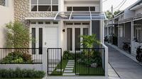 Model Rumah Tipe 45 Murah dengan Atap Pelana di Gang Perumahan Sempit. Gemini