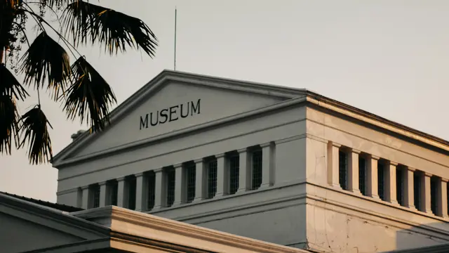 Cara Seru Mengenalkan Sejarah pada Anak Lewat Liburan Edukatif ke Museum