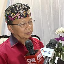 Gubernur Bali I Wayan Koster setelah menghadiri acara dialog peneliti BRIN di Tabanan, Bali, Senin (7/8/2023). (Putu Merta/Liputan6.com).