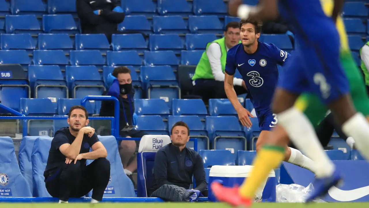 Gol Olivier Giroud Antar Chelsea Tundukkan Norwich City