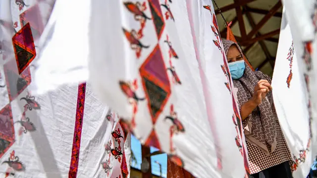 FOTO: Mengintip Proses Pembuatan Batik di Banda Aceh
