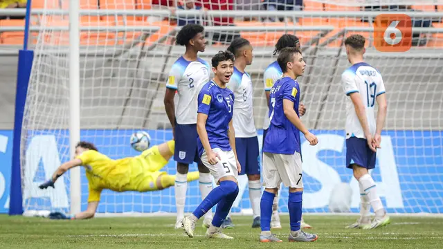 Timnas Inggris U-17 vs Timnas Uzbekistan U-17 Babak 16 Besar Piala Dunia U-17 2023